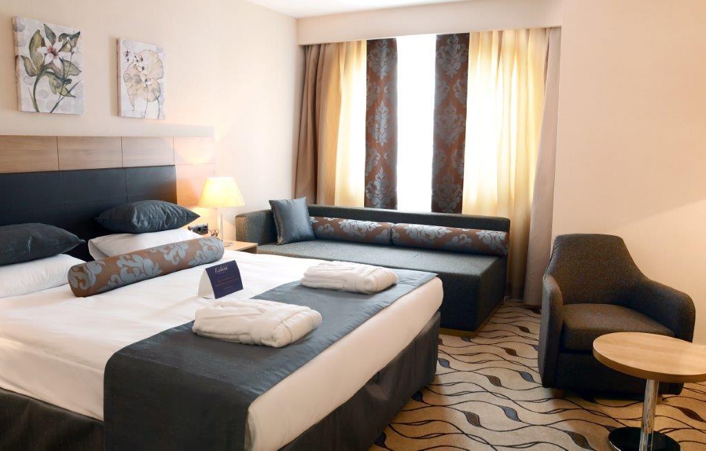 Hotel Listana 4*
